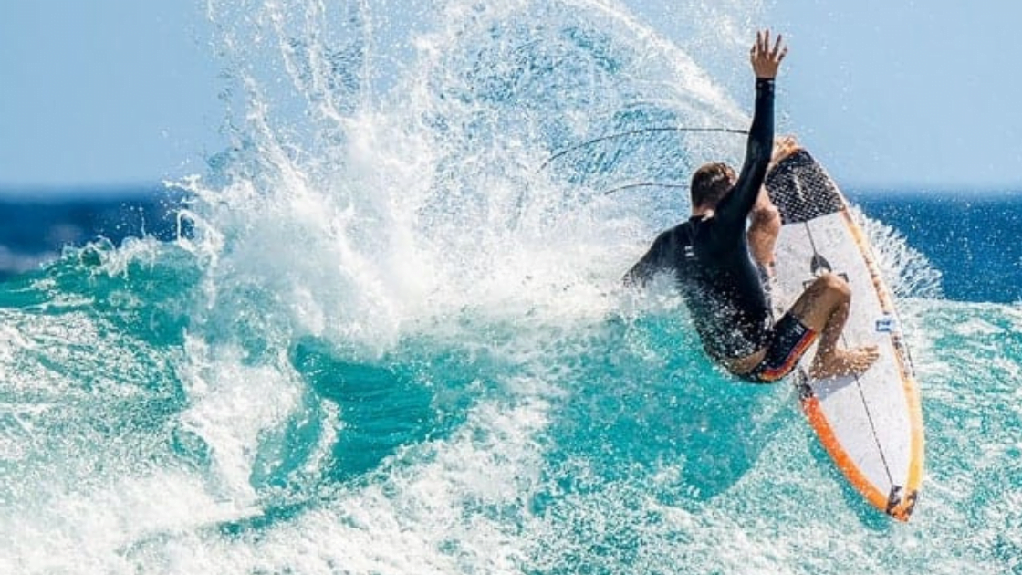 TAVOLA DA SURF SHORT PRO E CONTRO